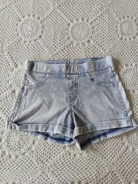 H&M Light Wash Denim Roll-Cut Stretchy Shorts